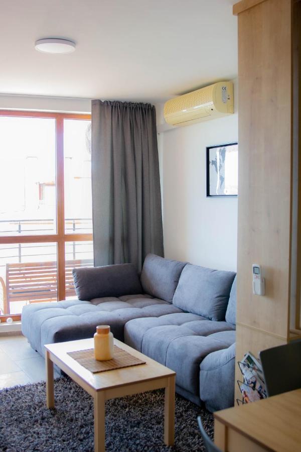 Port Natura Apartment Varna Esterno foto